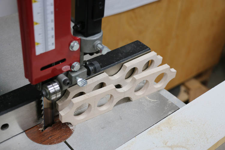 Blackwater River Guitars - Methods - Making a Floating Bridge